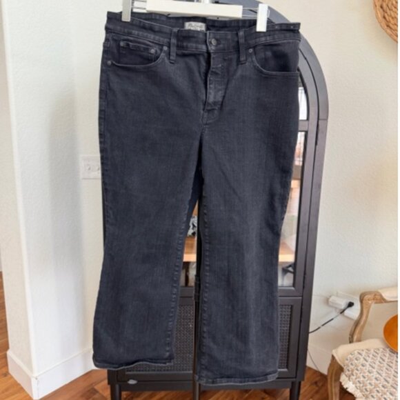 Madewell Pants - Madewell Kick Out Crop Jeans in black rinse wash